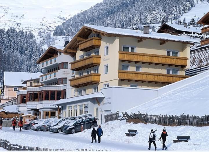 Hotel Garni Panorama Serfaus Kültér fotó